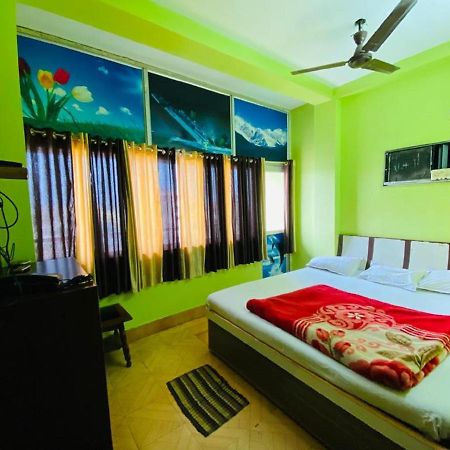 Staymaker Hotel Prerana Tarapith Extérieur photo