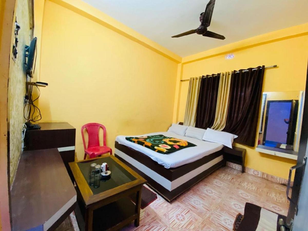 Staymaker Hotel Prerana Tarapith Extérieur photo
