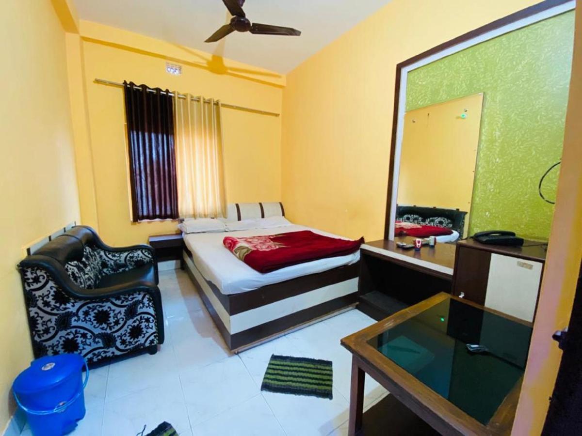 Staymaker Hotel Prerana Tarapith Extérieur photo