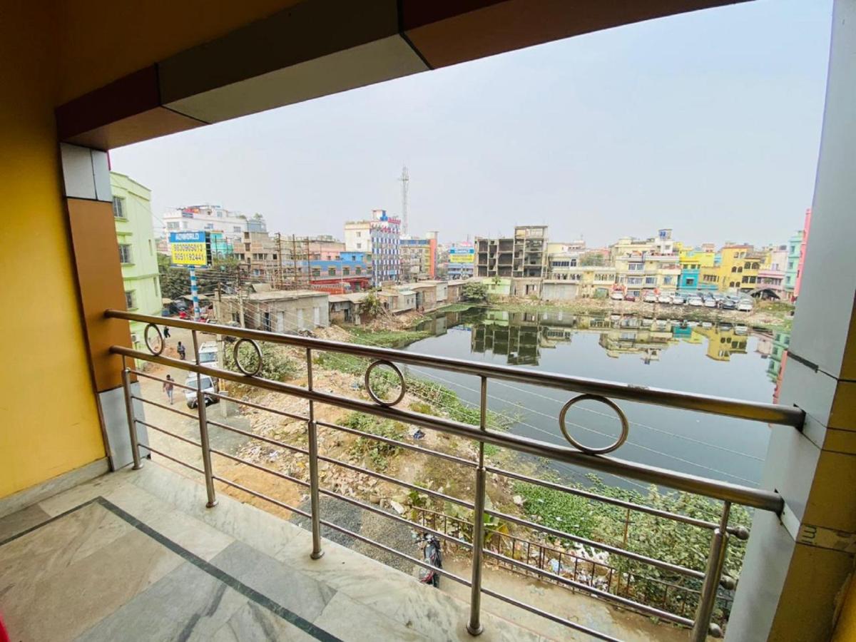 Staymaker Hotel Prerana Tarapith Extérieur photo