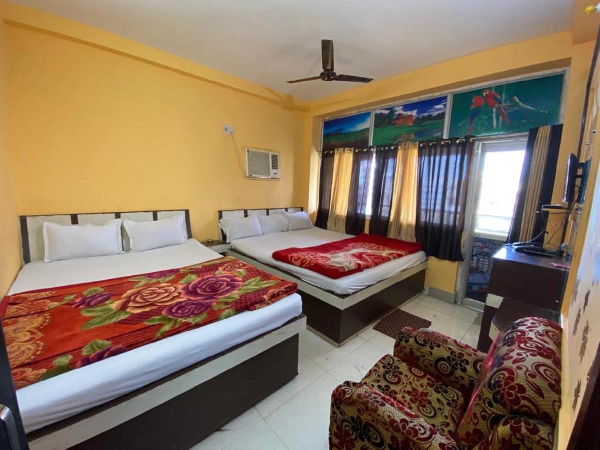 Staymaker Hotel Prerana Tarapith Extérieur photo